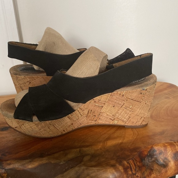 Clarks Artisan Black Suede Sandals Cork Wedge - Picture 3 of 9